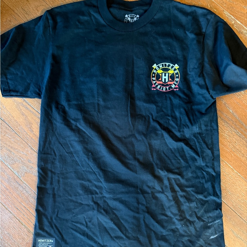 Men’s Howitzer tshirt